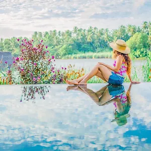 5* Ξενοδοχείο Waterland